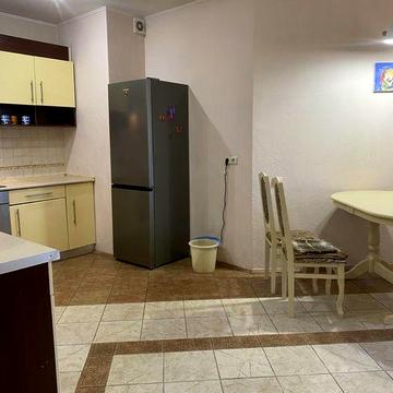 Без% 2-х кімнатна квартира вул.Миропільська, 39 метро Дарниця