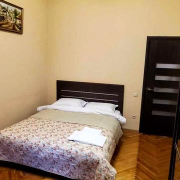 Оренда 1-кімнатної квартири в центрі,вул.Саксаганського,12