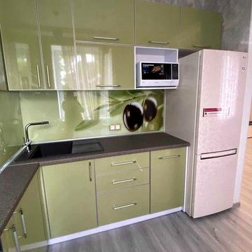 Оренда 2к.кв. з ремонтом, центр /біля ТЦ "Україна"/.