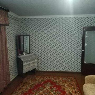 Сдам 3-х комнатную квартиру в центре на длительный срок