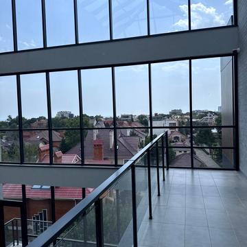 Рєпіна вул., 1-Б