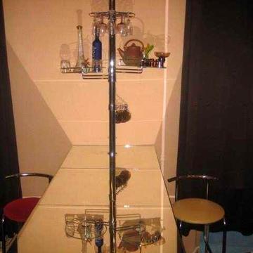 1 ком.ст.м.Контрактова площа  8 хв. пішки. вул.Введенська 6