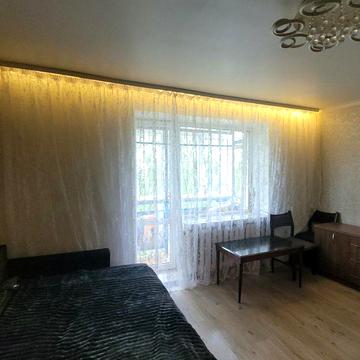 Піщана вул., 13