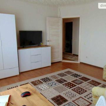 Довгострокова оренда 2к Квартира Михайла Гориня (Скрипника) вулиця