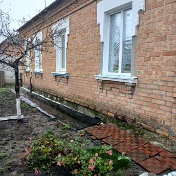 Здам будинок в р-ні Біляєва.