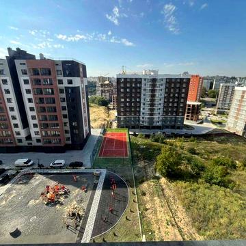 Шикарний вигляд з вікна на Озерній це реальність! 2-кімнатна квартира!