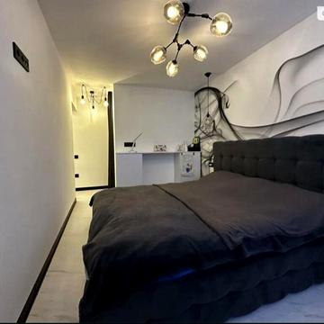 Південно-Кільцева вул., 1