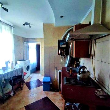 Продам просторную светлую квартиру возле Нового рынка