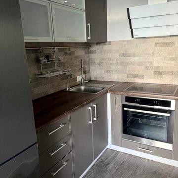 Нижньоключова вул., 14