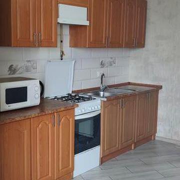 Здам великогабаритну квартиру з автономним опаленням на пр.Відродження