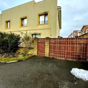 Щаслива вул.