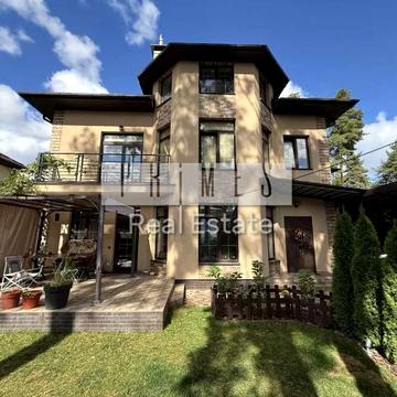 Українська вул.