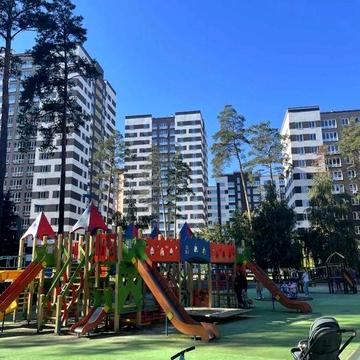 Продам СВІТЛУ 1к квартиру з ТЕРАСОЮ. ЖК Чехов парк. 42.3м2.