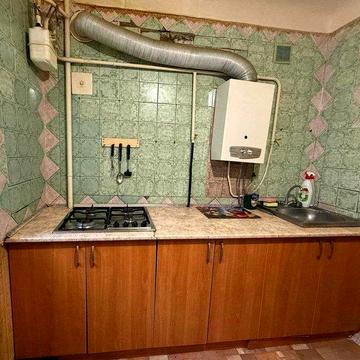 Оренда 2-кімнатної квартири по вул. Петропавлівська (ЦЕНТР)