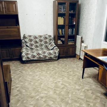 Садовий проїзд, 11