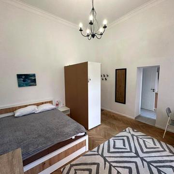 Крива Липа проїзд, 9