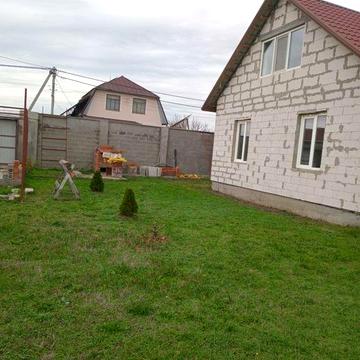 Продам новый дом в Фонтанка-1 на участке с широким фасадом