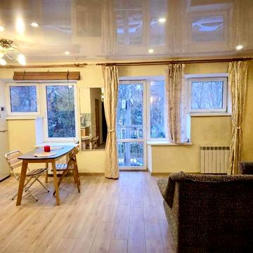 Почайнинська вул., 13/9