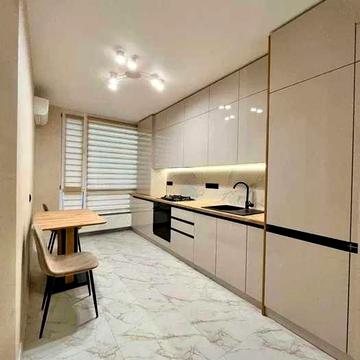 Квартира в центрі з панорамним виглядом в ЖК бізнес класу "Авторський"