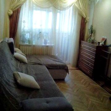 Продам квартиру 2 ком. метро Индустриальная