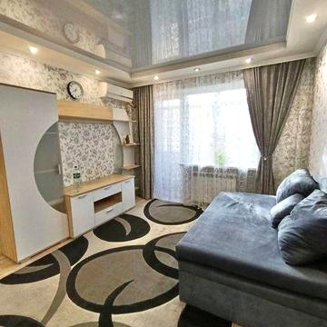 Продам 2х кімнатну район Комсомолець