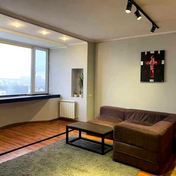 Продаж 2к квартири Леся Курбаса 5в