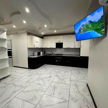 Левка Лукяненка вул. (Василя Жуковського), 16, 18, 20, 24