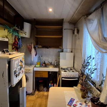 Ніжинська вул., 48