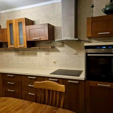 Миколи Бажана просп., 24/1