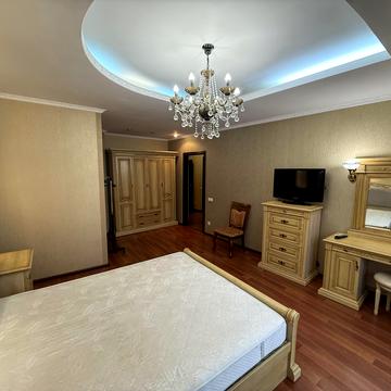 Урлівська вул., 11/44