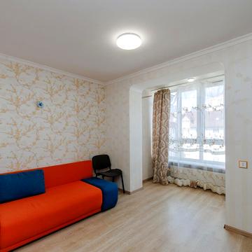 Волинська вул., 12