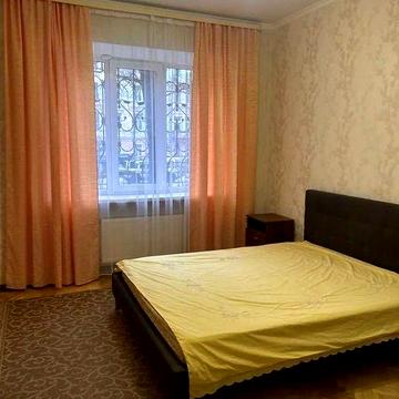 Оренда центр 2к квартира Інститутська 22/7 м.Арсенальна Палац Спорту