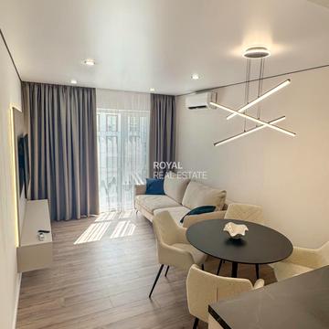 Максимовича Михайлова, 24