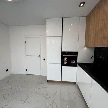 Миколи Боголюбова вул., 1