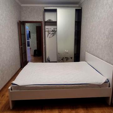 Довгострокова оренда 2к Квартира Сінна вулиця