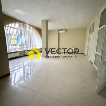 Першотравневий пров., 18а