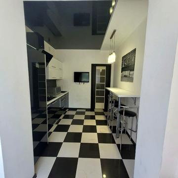 Матвія Донцова вул. (Тургенєвська), 81