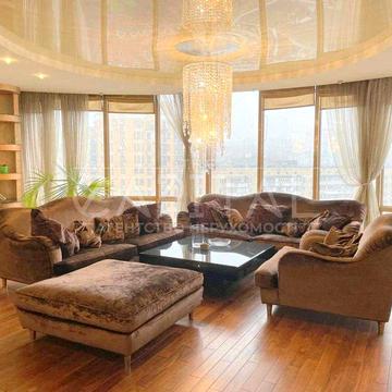 Оренда / Квартира / вул. Жилянська, Центр,