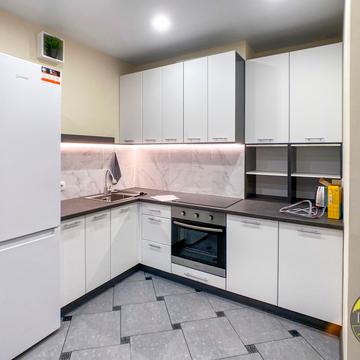 Всеволода Змієнка вул., 21