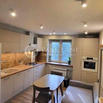 Продаж 3к квартири Печенізька 1-7 Шевченківський р-н