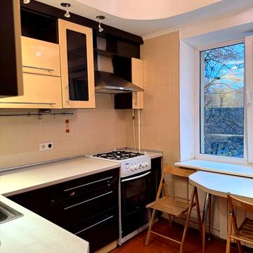 Політехнічна вул., 5