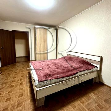 Балтійський пров., 1