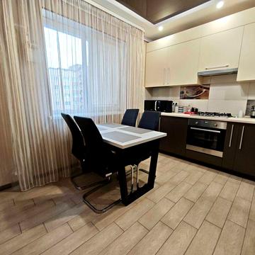 Від власника.Здам у довгострокову оренду квартиру на Північному районі