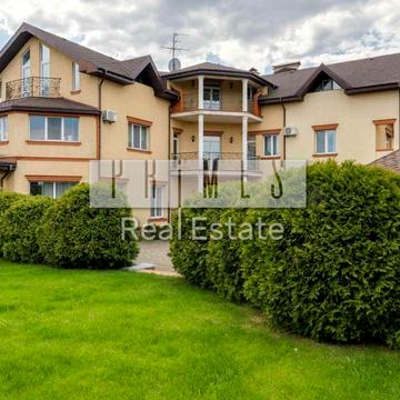 Володимирська вул.