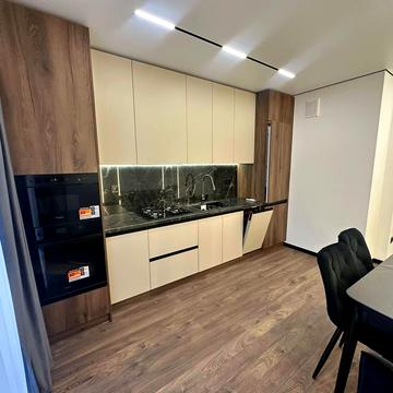 Юліана Пелеша вул., 3