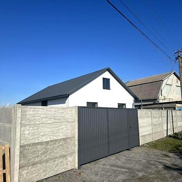 Продаж 2к Дім Миру вулиця