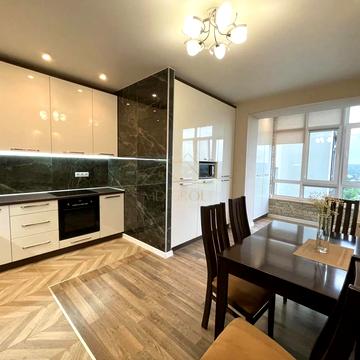 Приозерна вул., 57