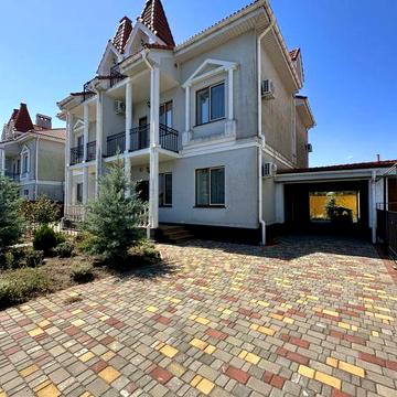 Продам дуплекс біля Чорноморську 210м2, 2.5 соток