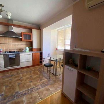 Пропонуэмо до оренди 3кім квартиру в Центрі міста