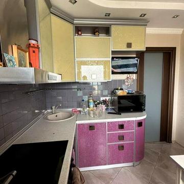 Здам 3 кім квартиру Москаленка 8А